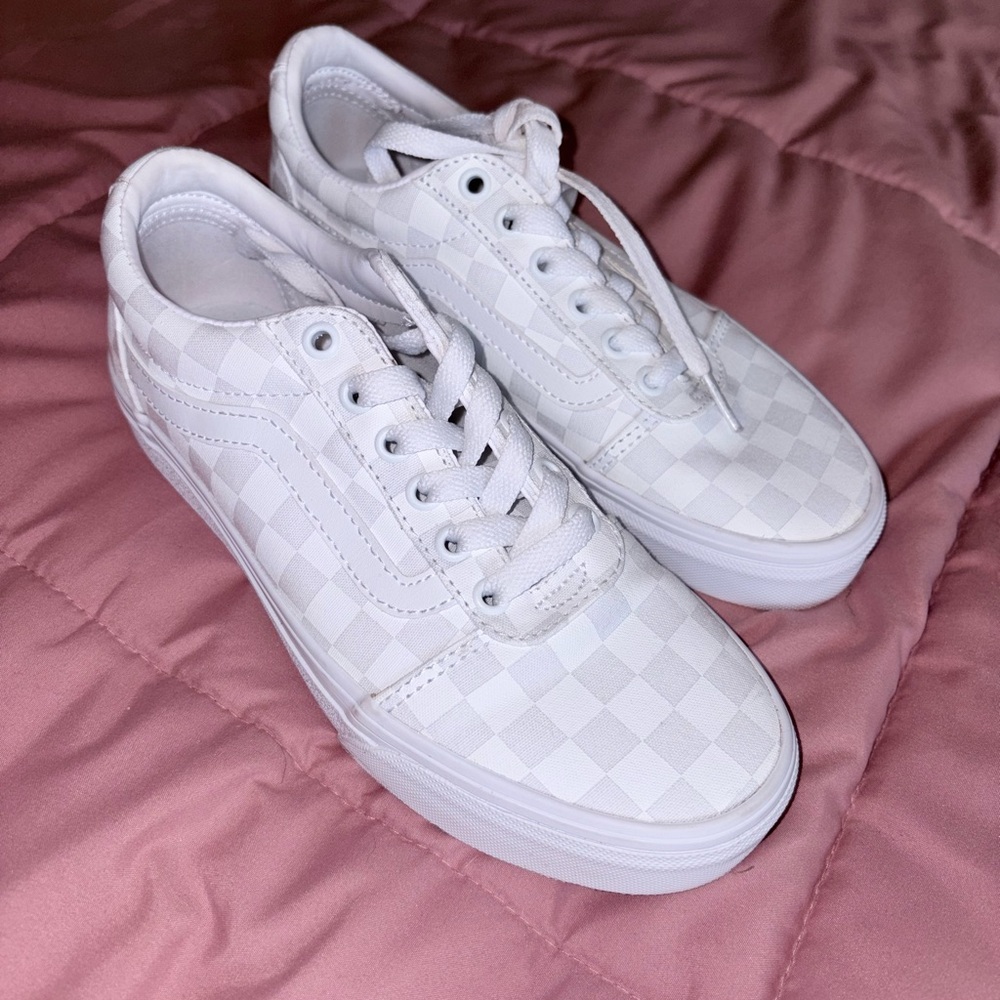 Vans Women's White Checkered Sneakers